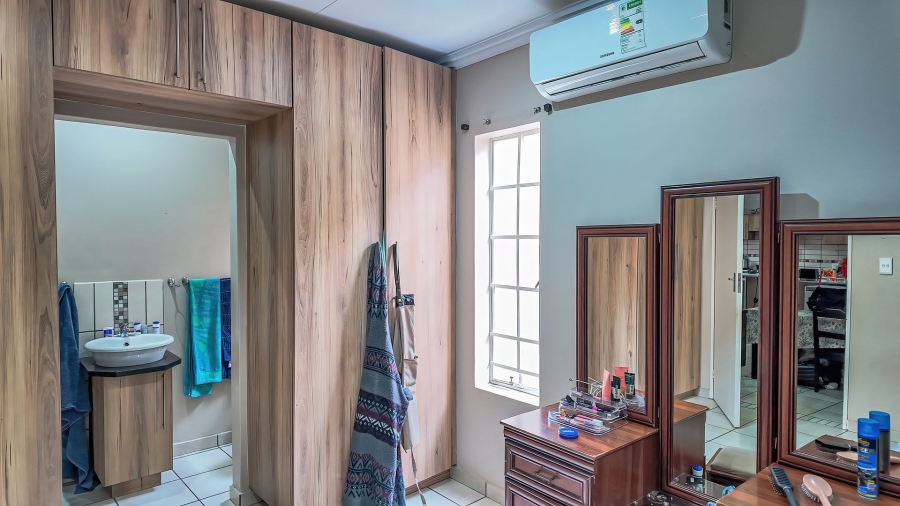 3 Bedroom Property for Sale in Waterval East North West